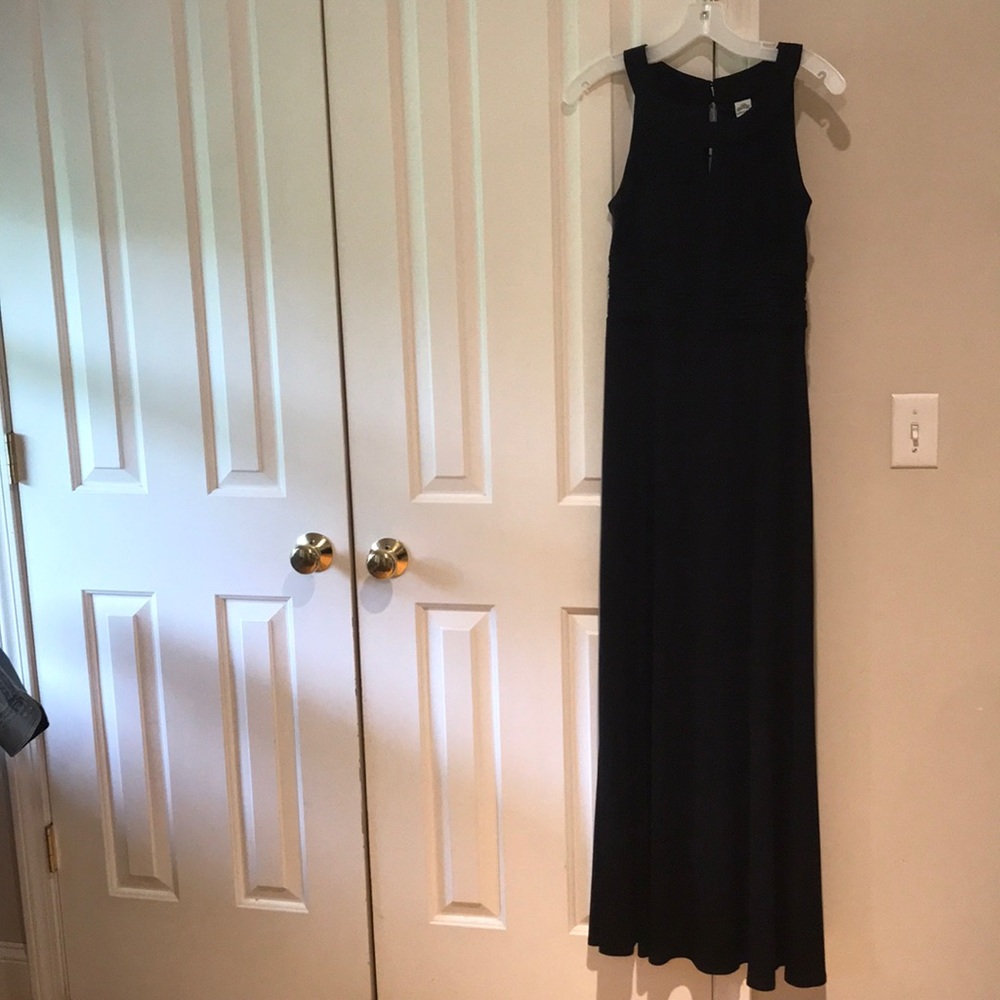 Sangria Formal Dress